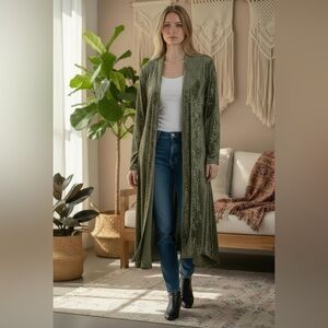 The Pyramid Collection Crushed velvet open front long duster. Olive Green. Large
